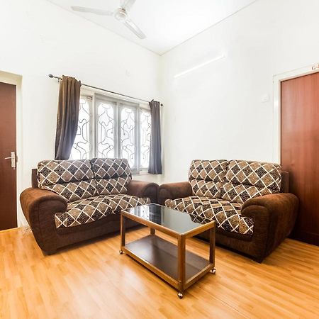 Oyo 76129 Rk Inn คุนตูร์ ภายนอก รูปภาพ