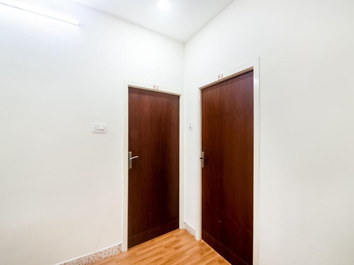 Oyo 76129 Rk Inn คุนตูร์ ภายนอก รูปภาพ