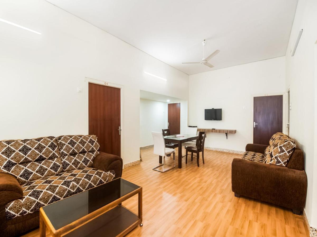 Oyo 76129 Rk Inn คุนตูร์ ภายนอก รูปภาพ